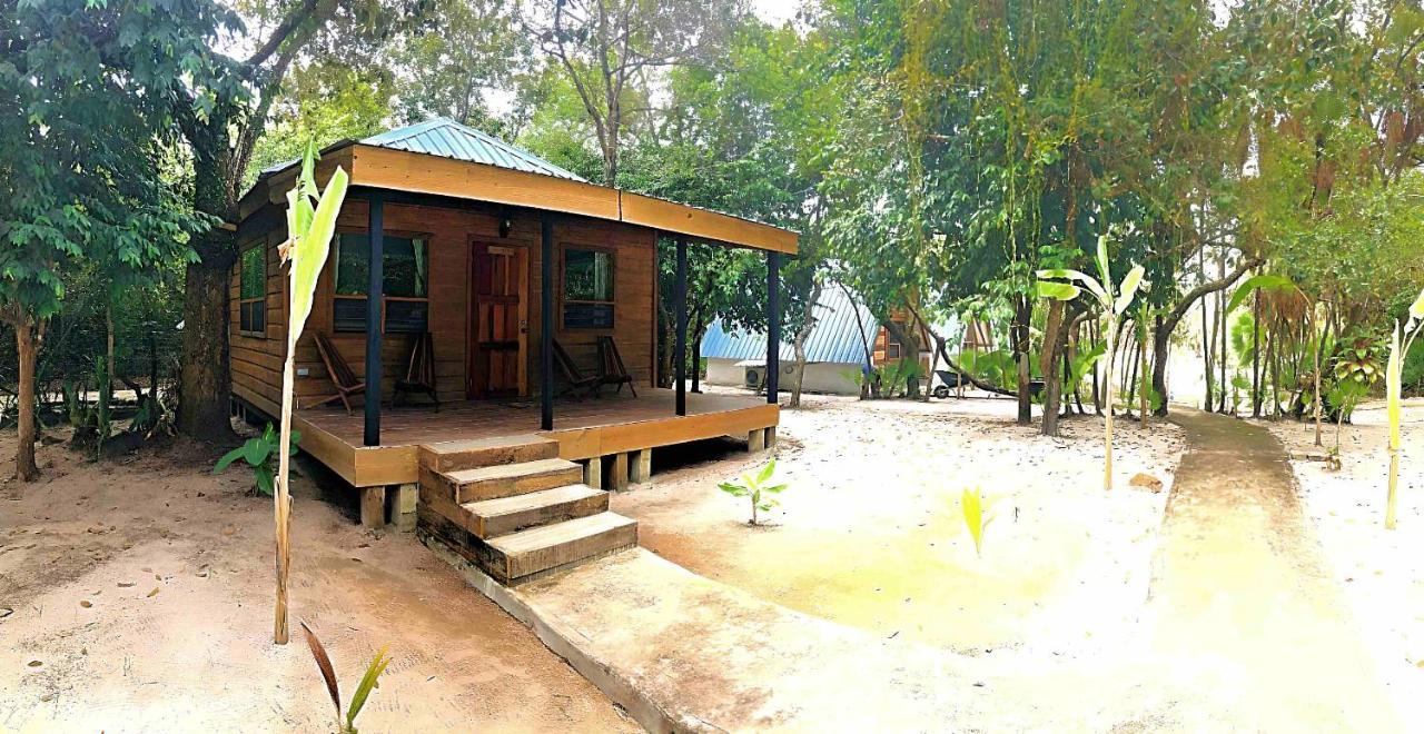 Kin Resort Lodge Maya Beach Exterior photo