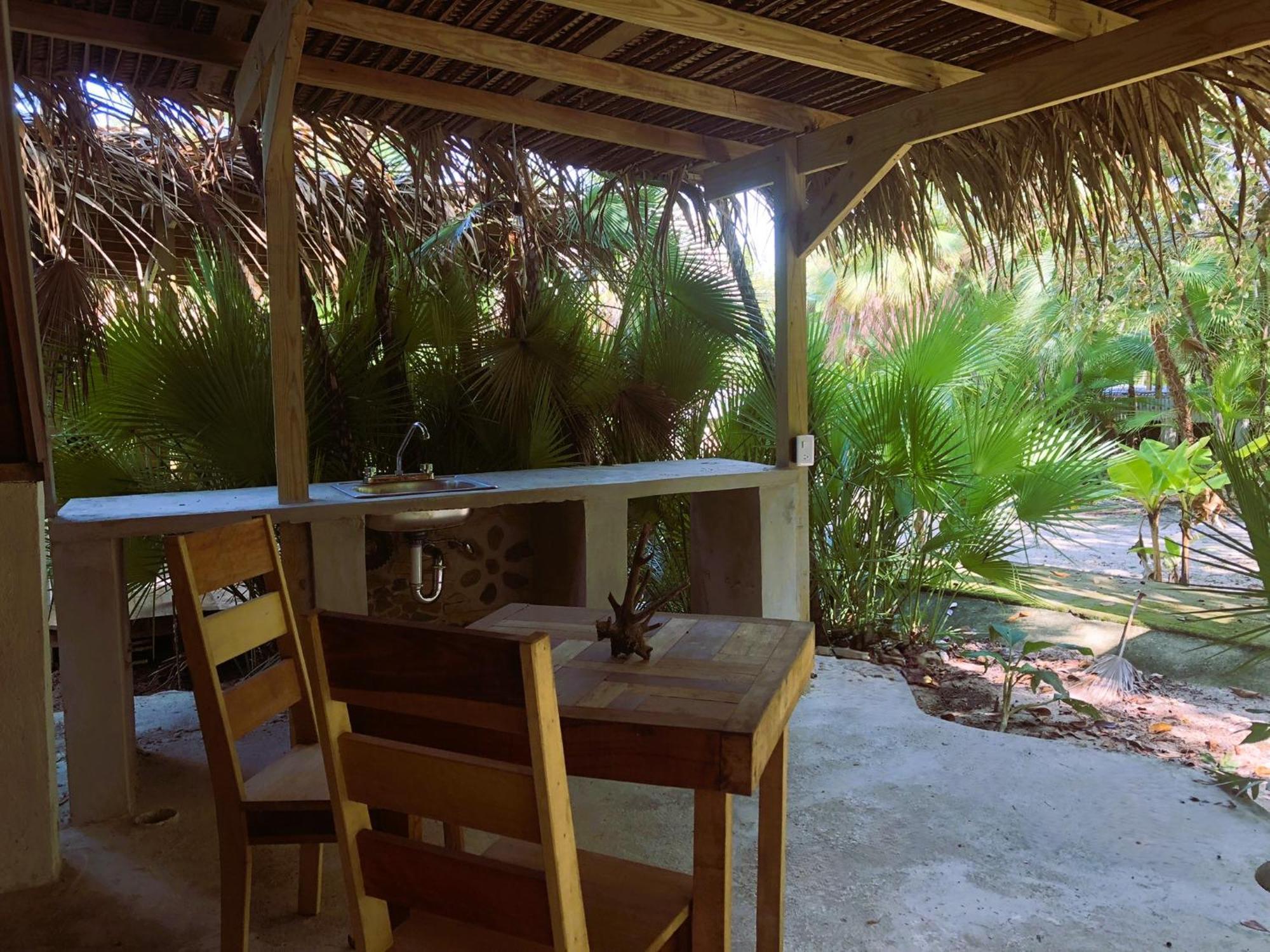 Kin Resort Lodge Maya Beach Exterior photo